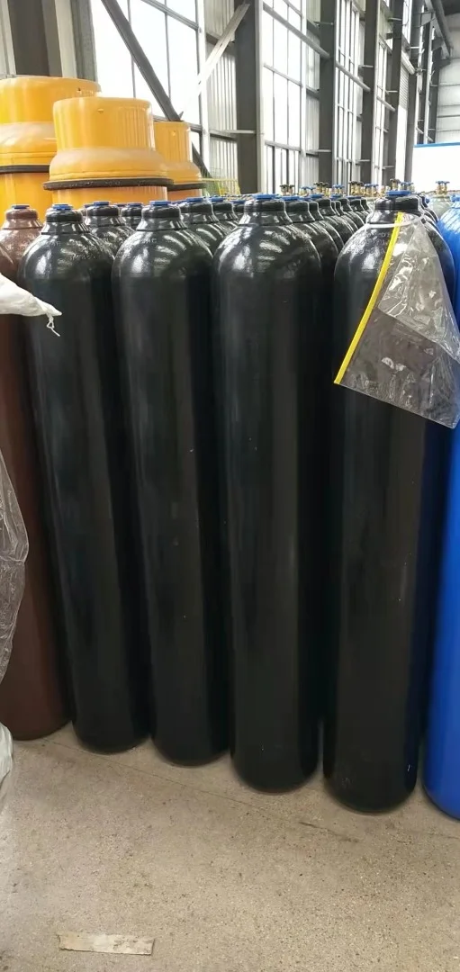 Газовый баллон 50 л для азота и углекислоты стальной бесшовный 200 бар без вентиля, новый, ТР ТС 032 горловина E25 черный / Cylinder 50 liters 200 bar black color neck E25