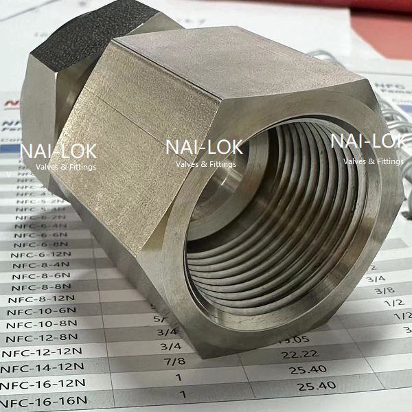 Переходник прямой FC: FNPT - OD дюйм / Type FC FNPT - Tube fitting inch